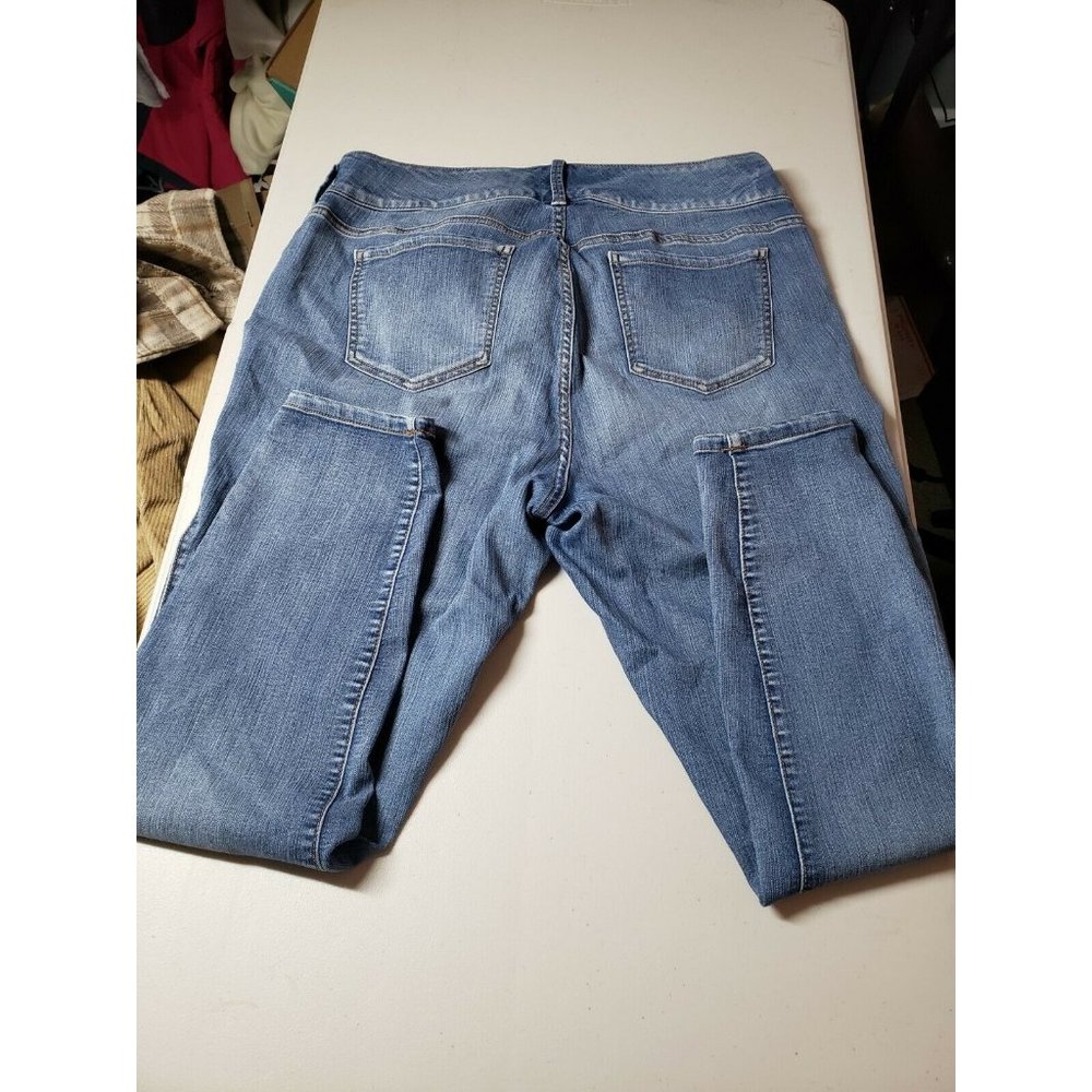Torrid Women’s Jegging Size 18R Skinny Medium Wash Jeans